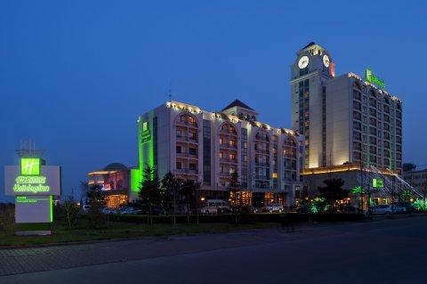 Holiday Inn Sea View Qinhuangdao Eksteriør bilde